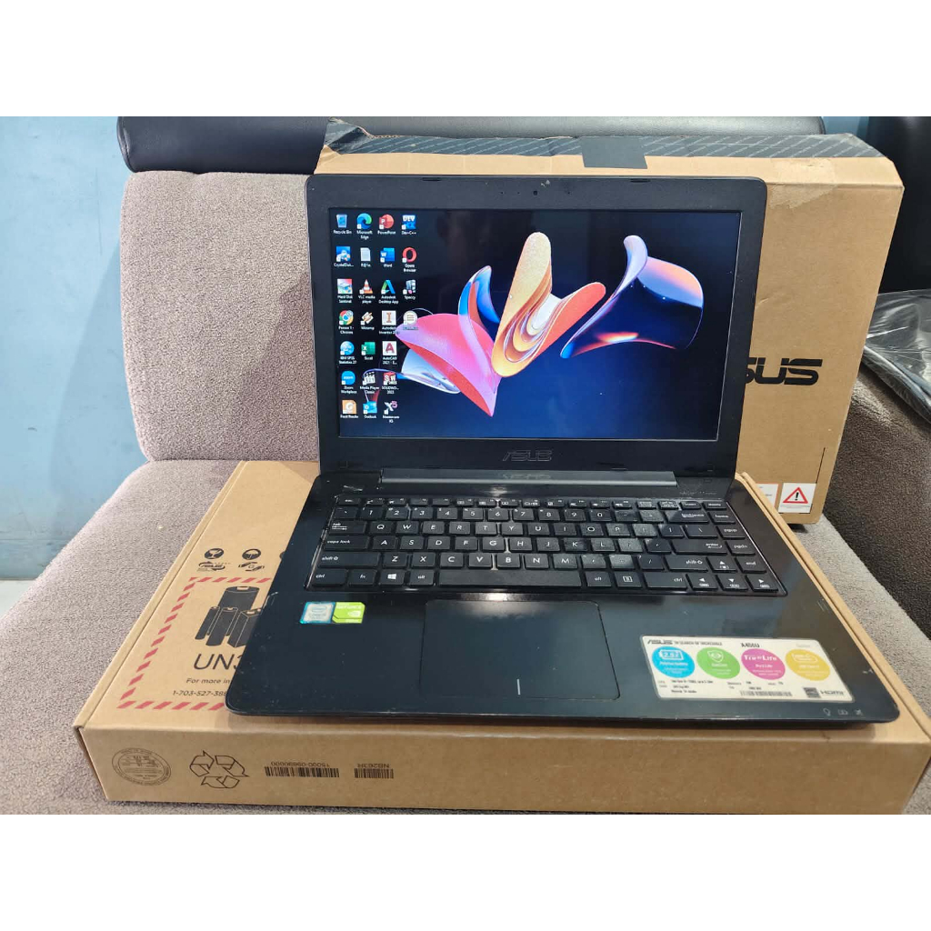 Lpatop Desain & Game tipis'' core i5-7200u