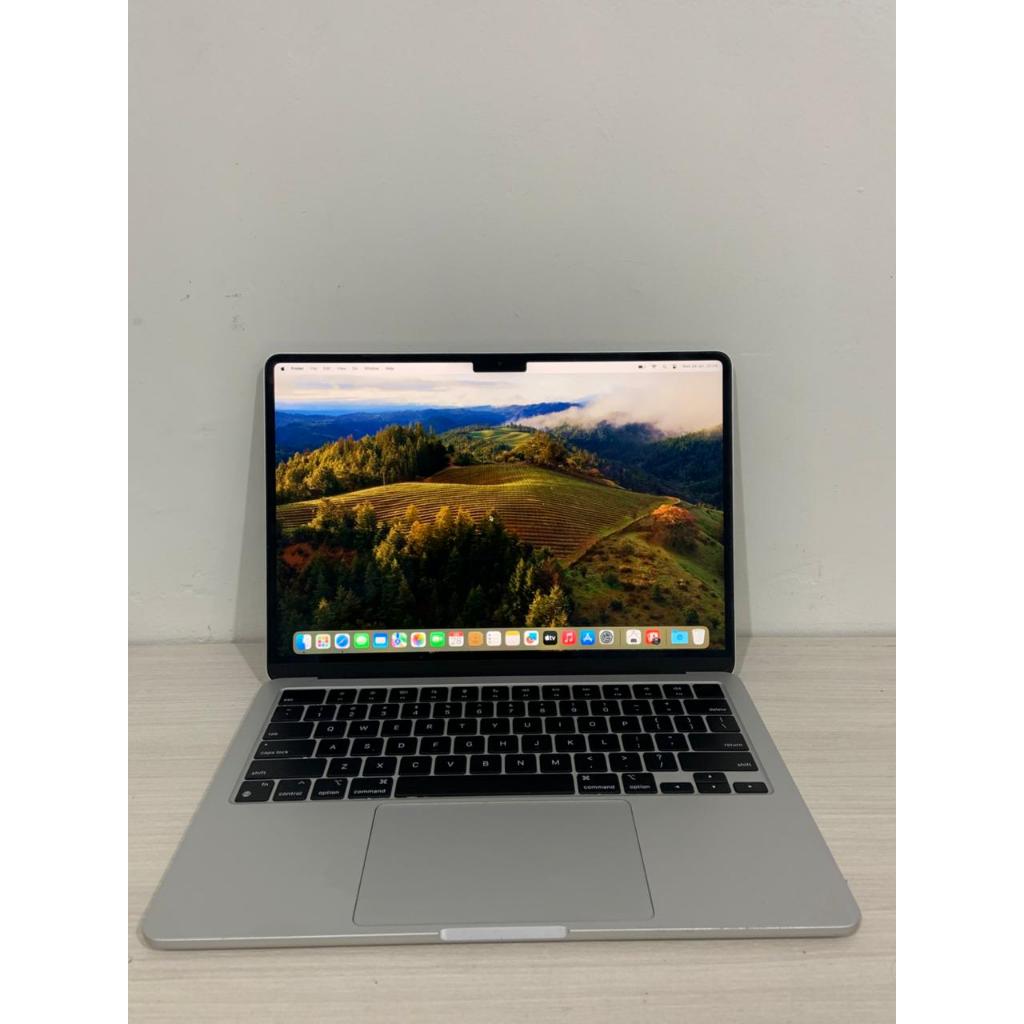 Macbook Air M2 13 Inch 2022 Apple M2 8/256GB SSD Second Original