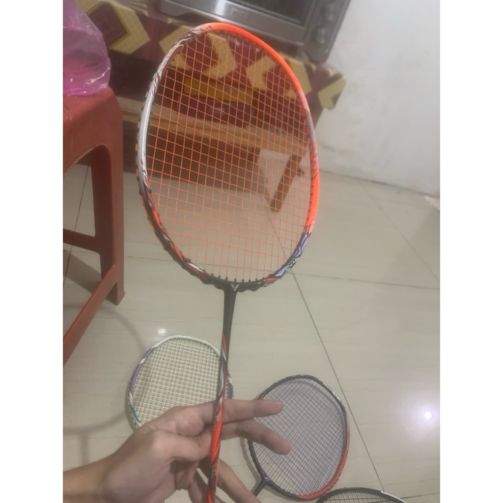 RAKET VICTOR THRUSTER RHYUGA SECOND LIKE NEW