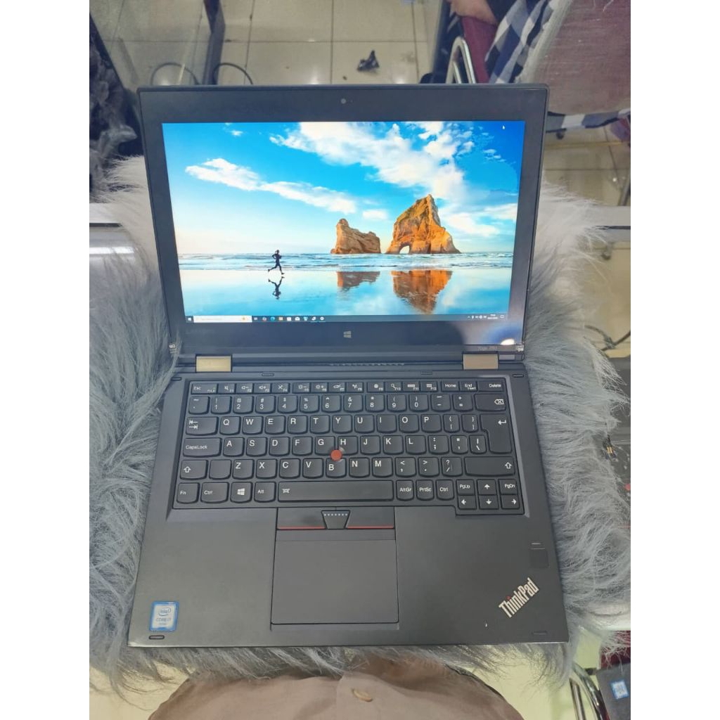 LENOVO THINKPAD YOGA 260 i7 gen 6 12 inch