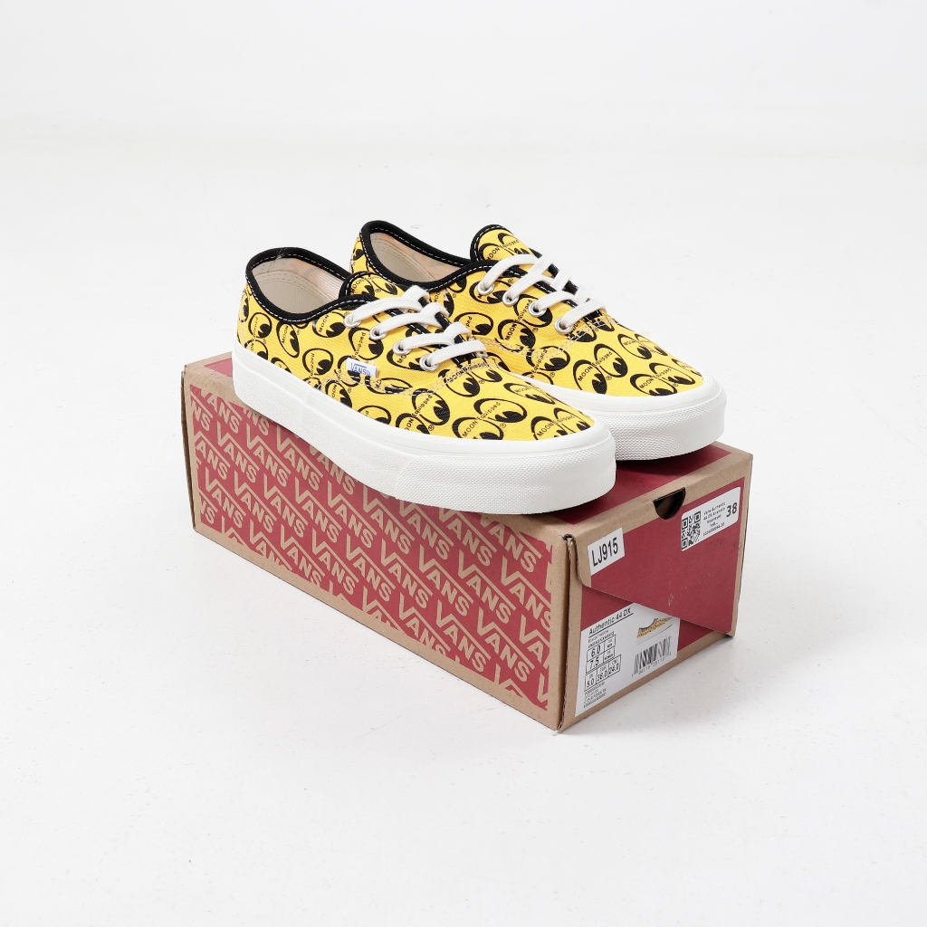 Vans Authentic 44 DX Anaheim Mooneyes Yellow