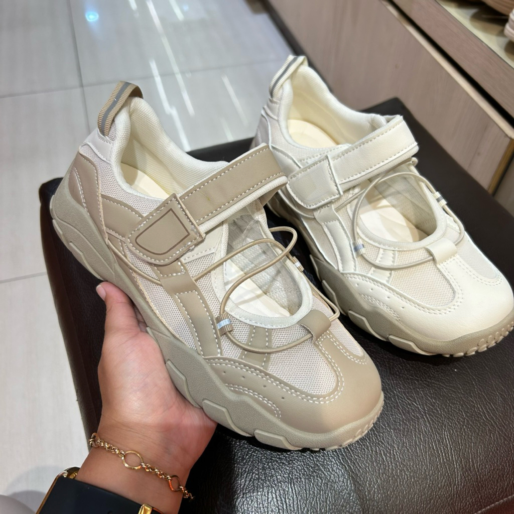 sepatu wanita slip on ringan ST.MORITZ original