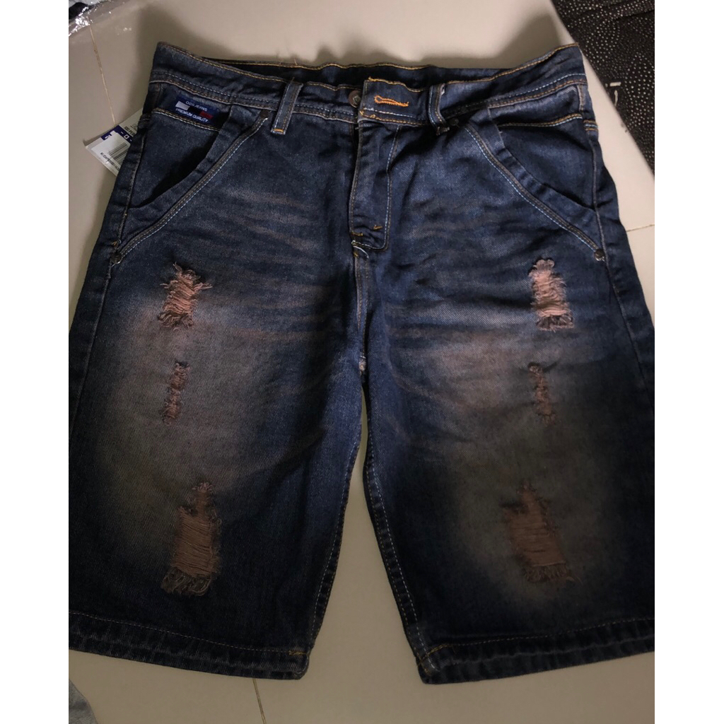 celana jeans pendek size 29