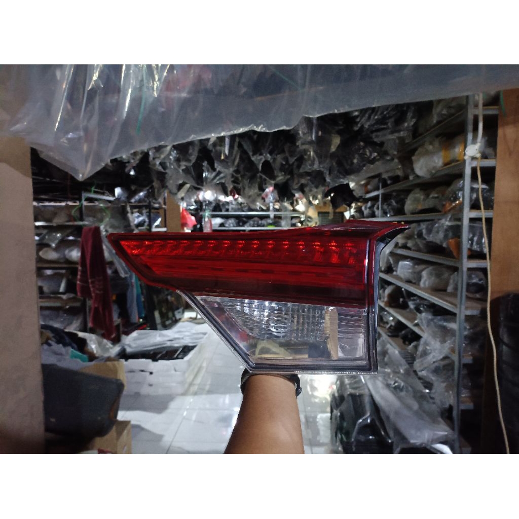 lampu bagasi reflektor rush 2019