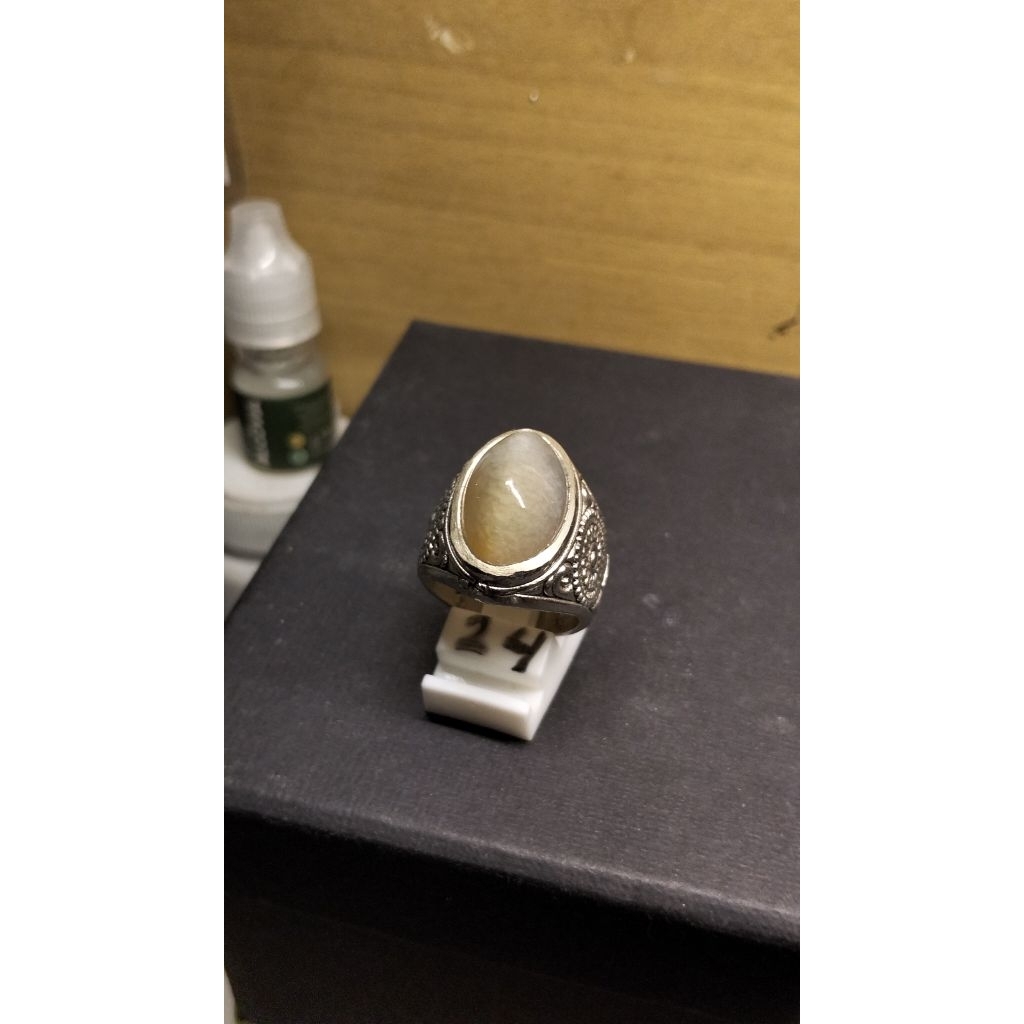 BATU AKIK PANDAN PUTIH