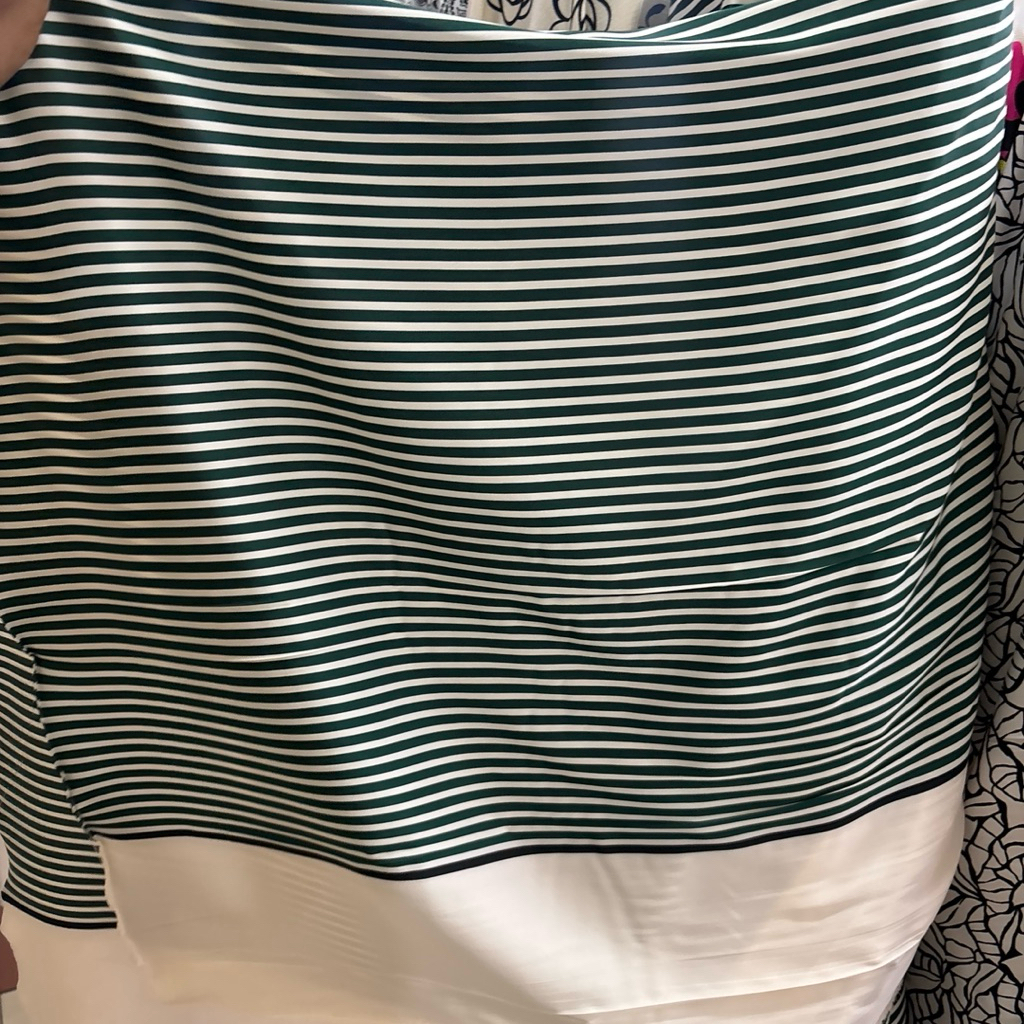 kain satin Silk Premium - kain silk motif salur - kain motif salur - kain motif garis - lq