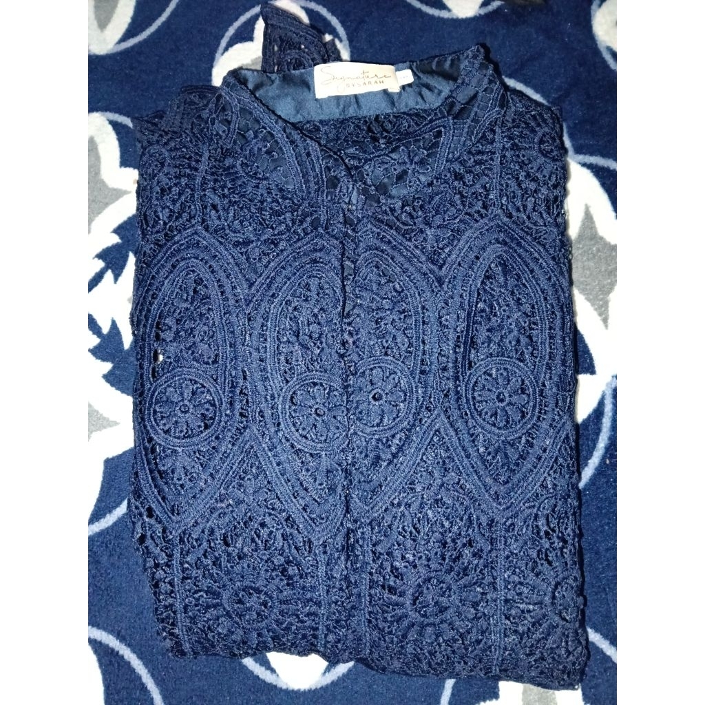 Preloved SET Sarah the label