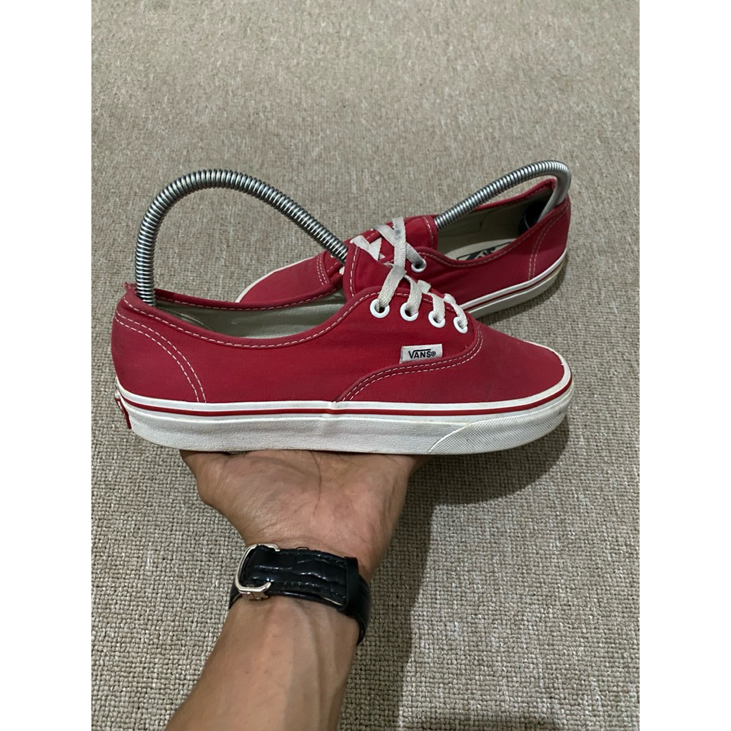 vans authentic red