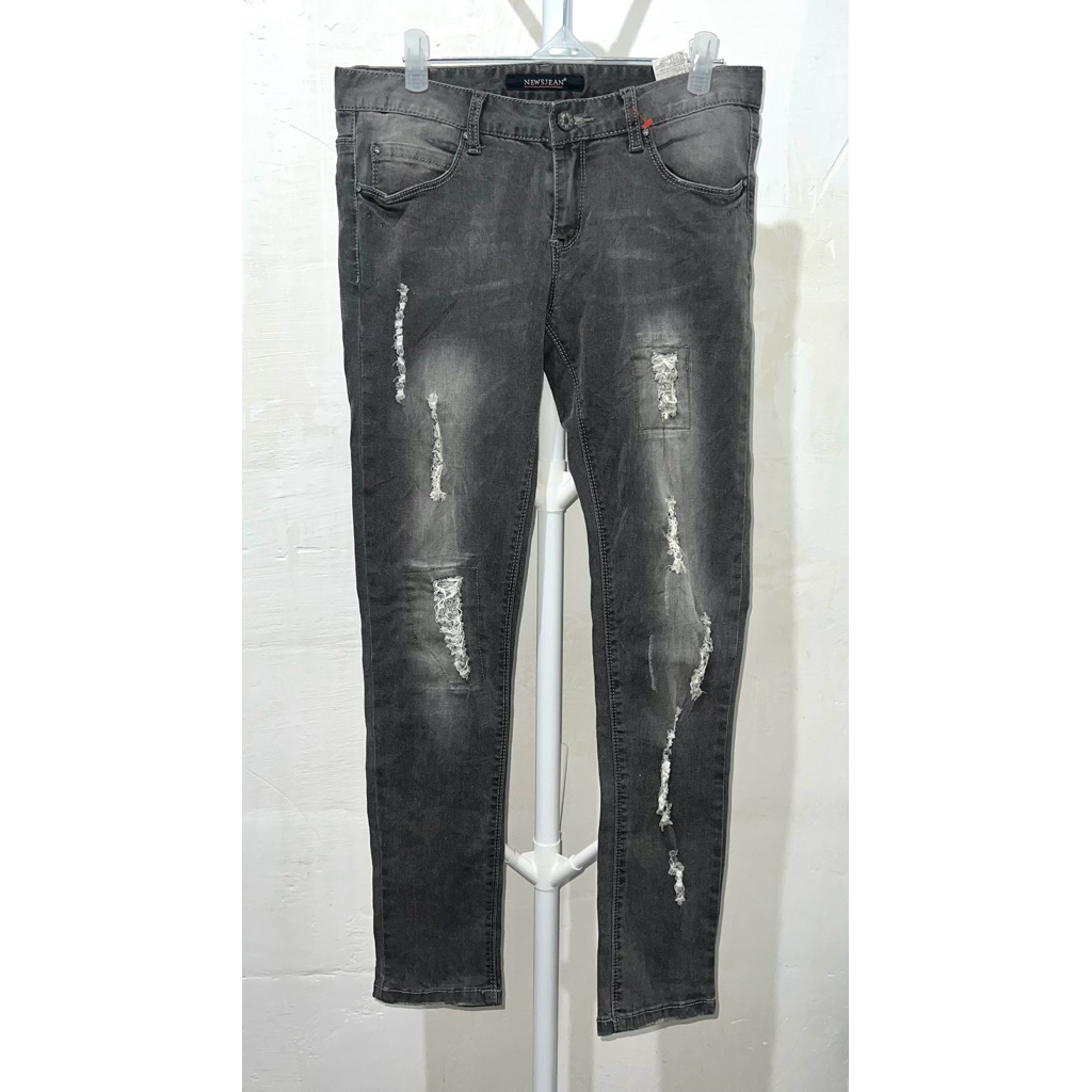 CELANA RIPPED JEANS PANJANG DARK GREY | PLOVE PX