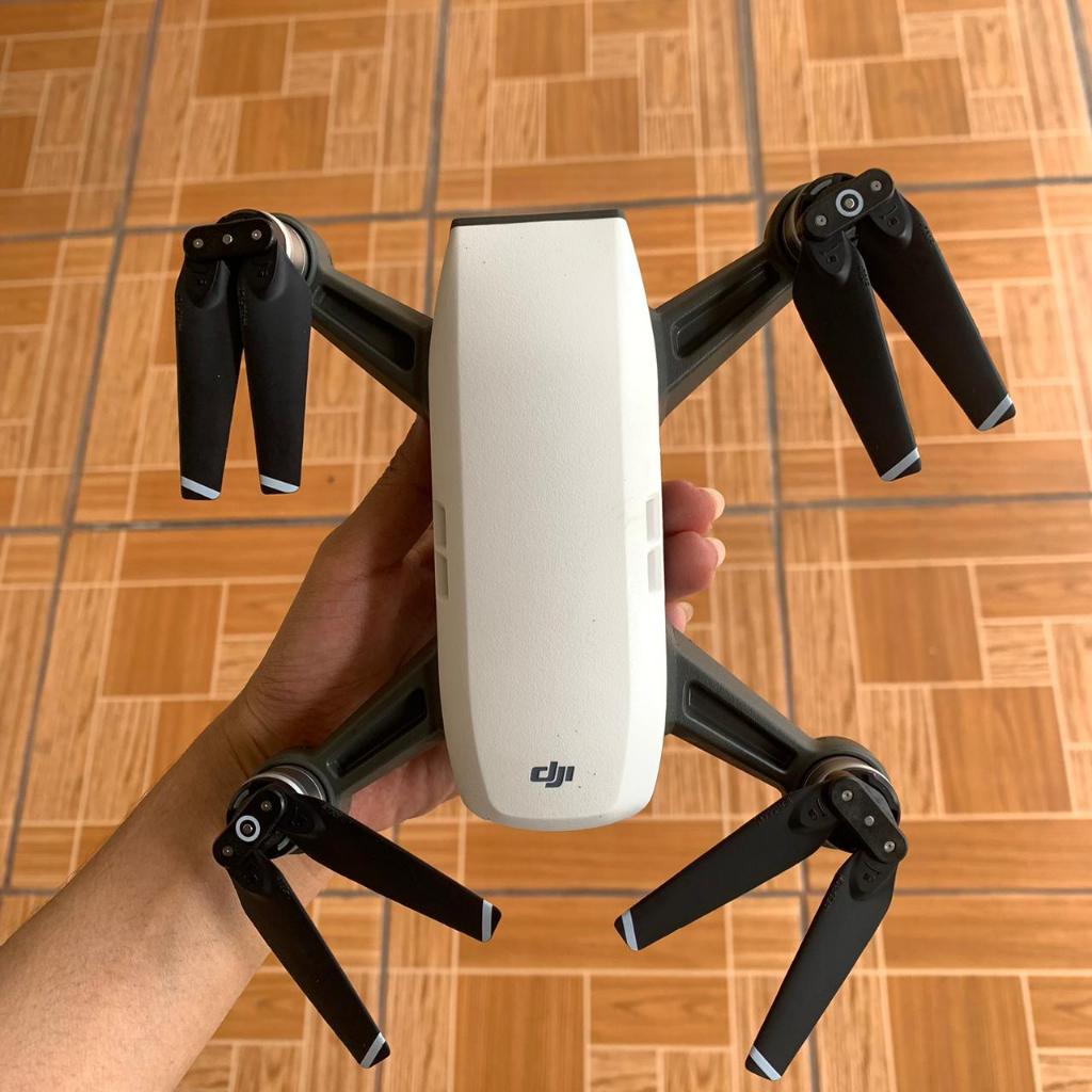 Drone DJI Spark Basic Remote Controller Original (Drone Second Kamera FHD 12MP)