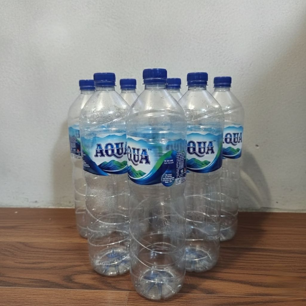 12 botol kosong Aqua besar 1500 ml