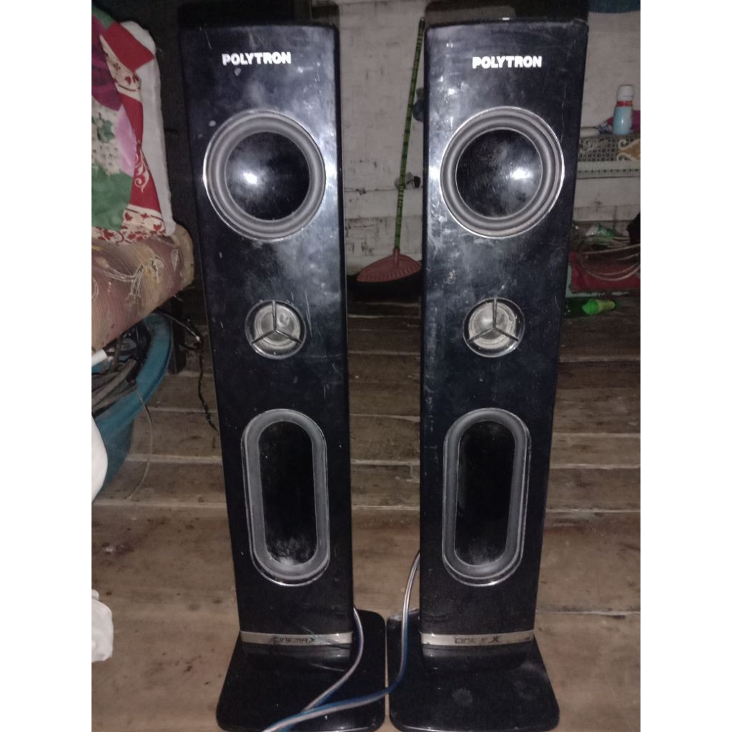 speker tower polytron