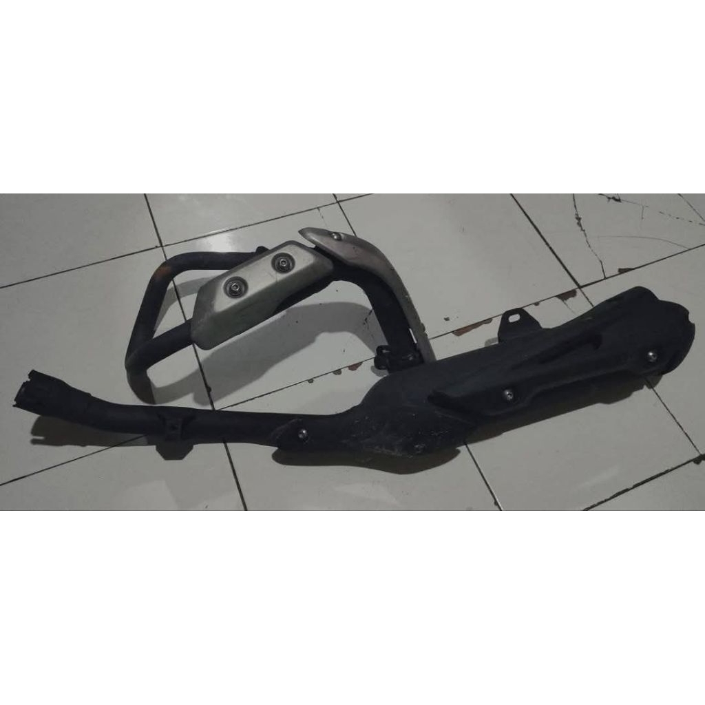 knalpot original wr155 standar pabrik