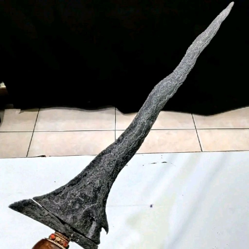 Keris Sepuh dapur carubuk Luk 7 era Pajajaran Murah di Jakarta - Galeri Keris Sepuh Jakarta