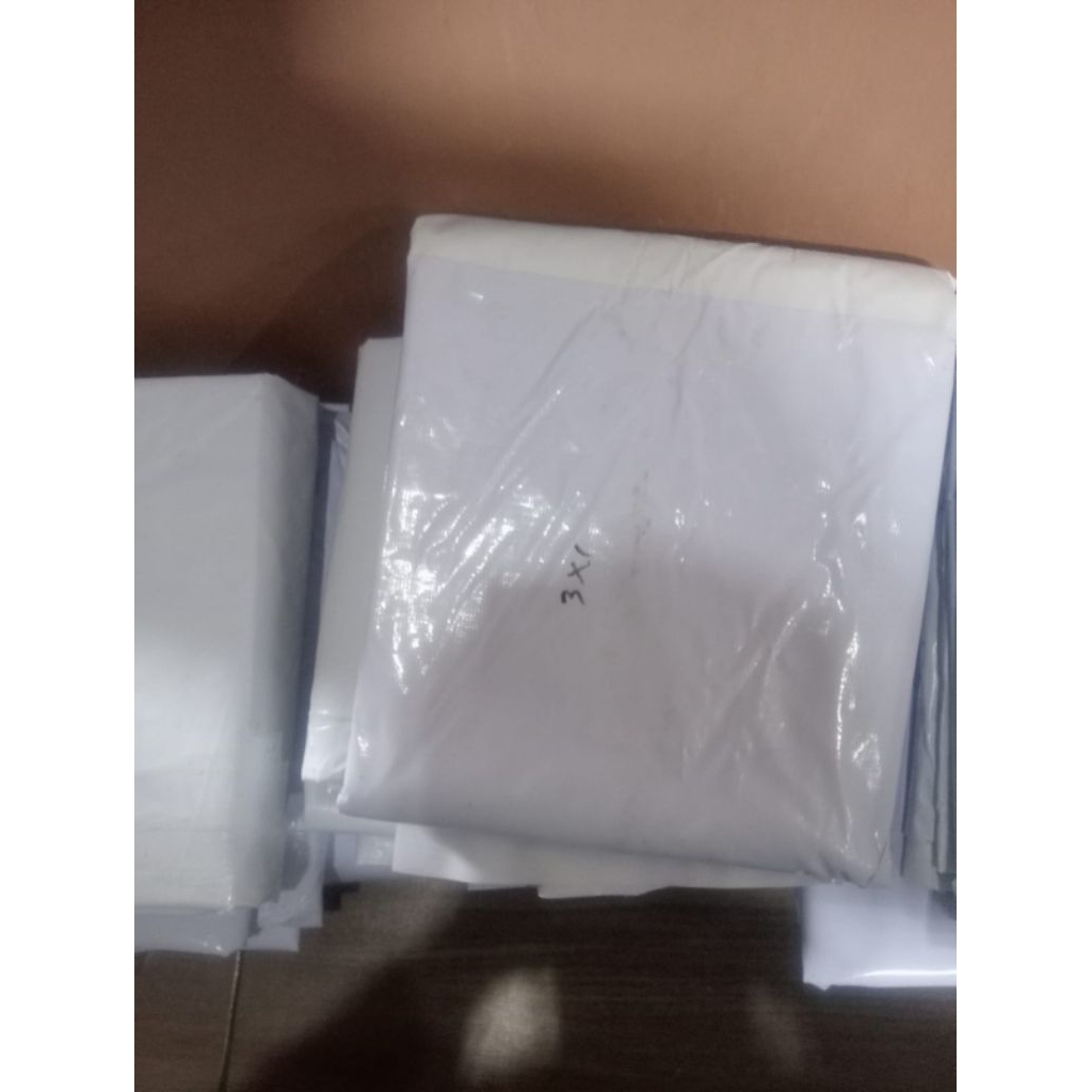 BANNER PUTIH POLOS UKURAN 1X4 METER