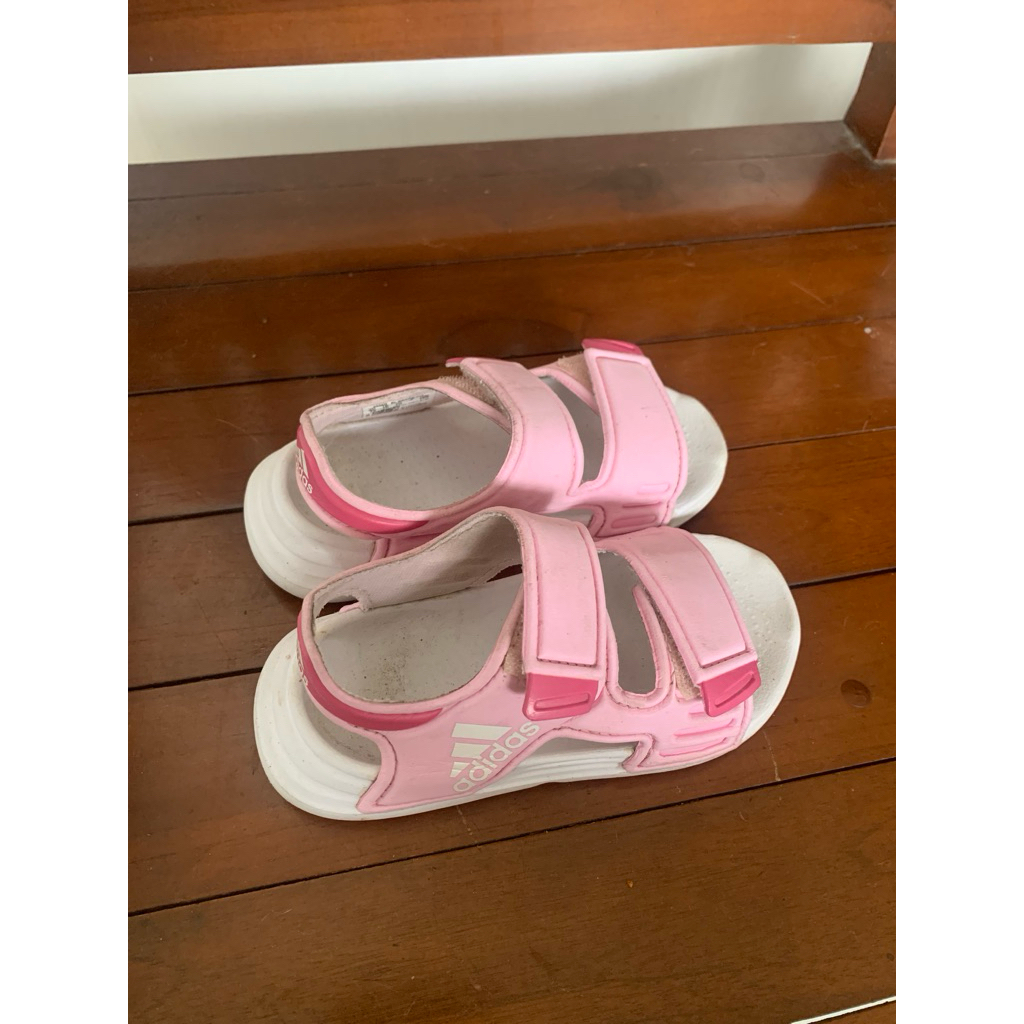 sendal anak adidas preloved
