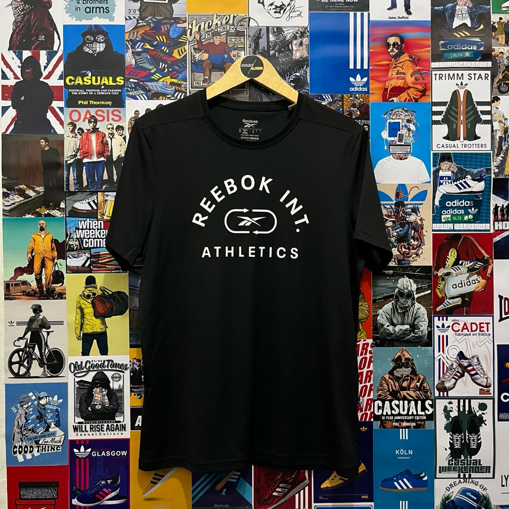 T-Shirt / Kaos Oblong / Olahraga / Vintage / Second / REEBOK