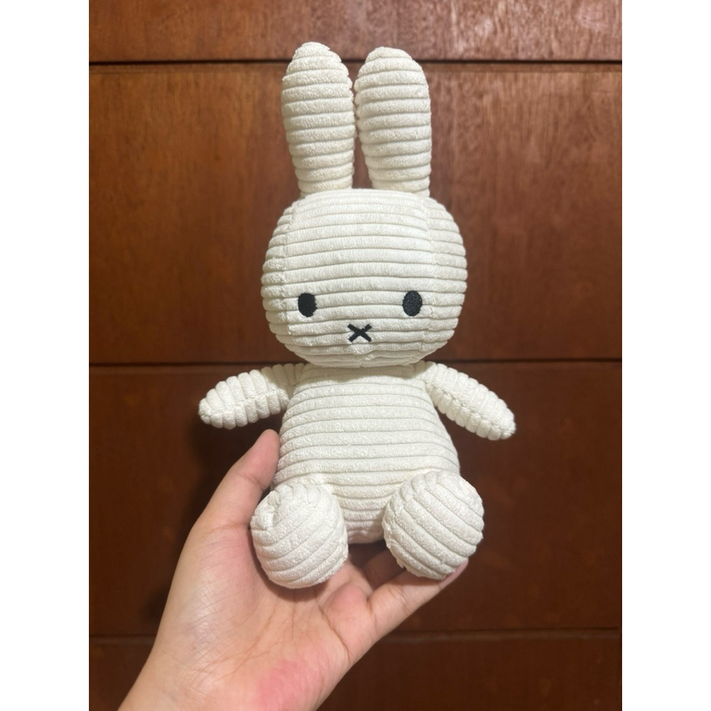 (NEW PRODUCT) Boneka Karakter White Miffy Bunny size 25cm Original / Boneka Miffy Putih / Boneka Kel