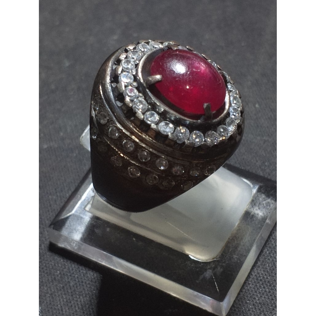 cincin ruby pigeon blood star klep kristal