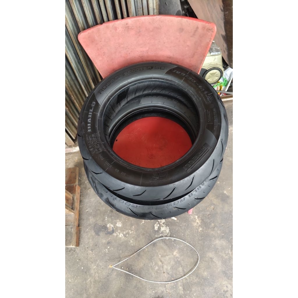 pirelli diablo scooter