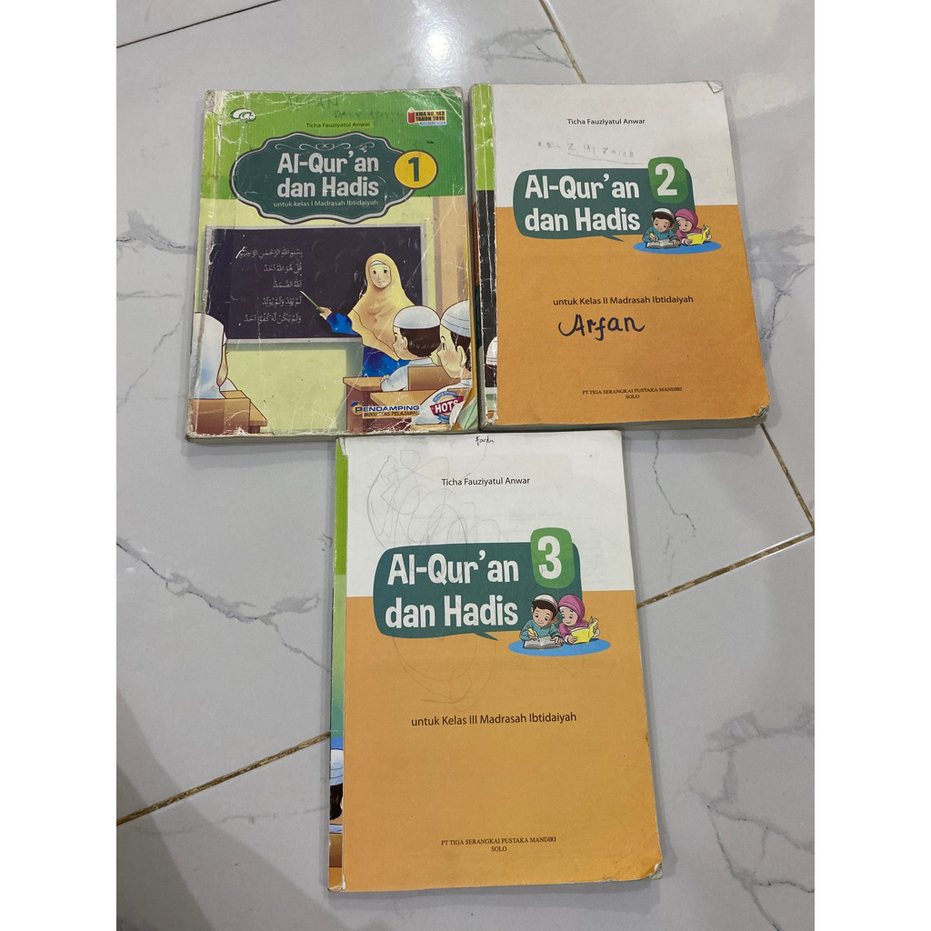 Buku MI Bekas Al Quran Hadis kelas 1,2,3 (Tiga Serangkai)