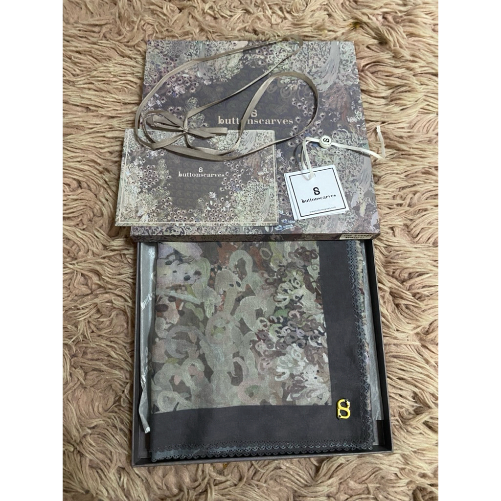 PL buttonscarves The Ederra Voal Square-Shadow