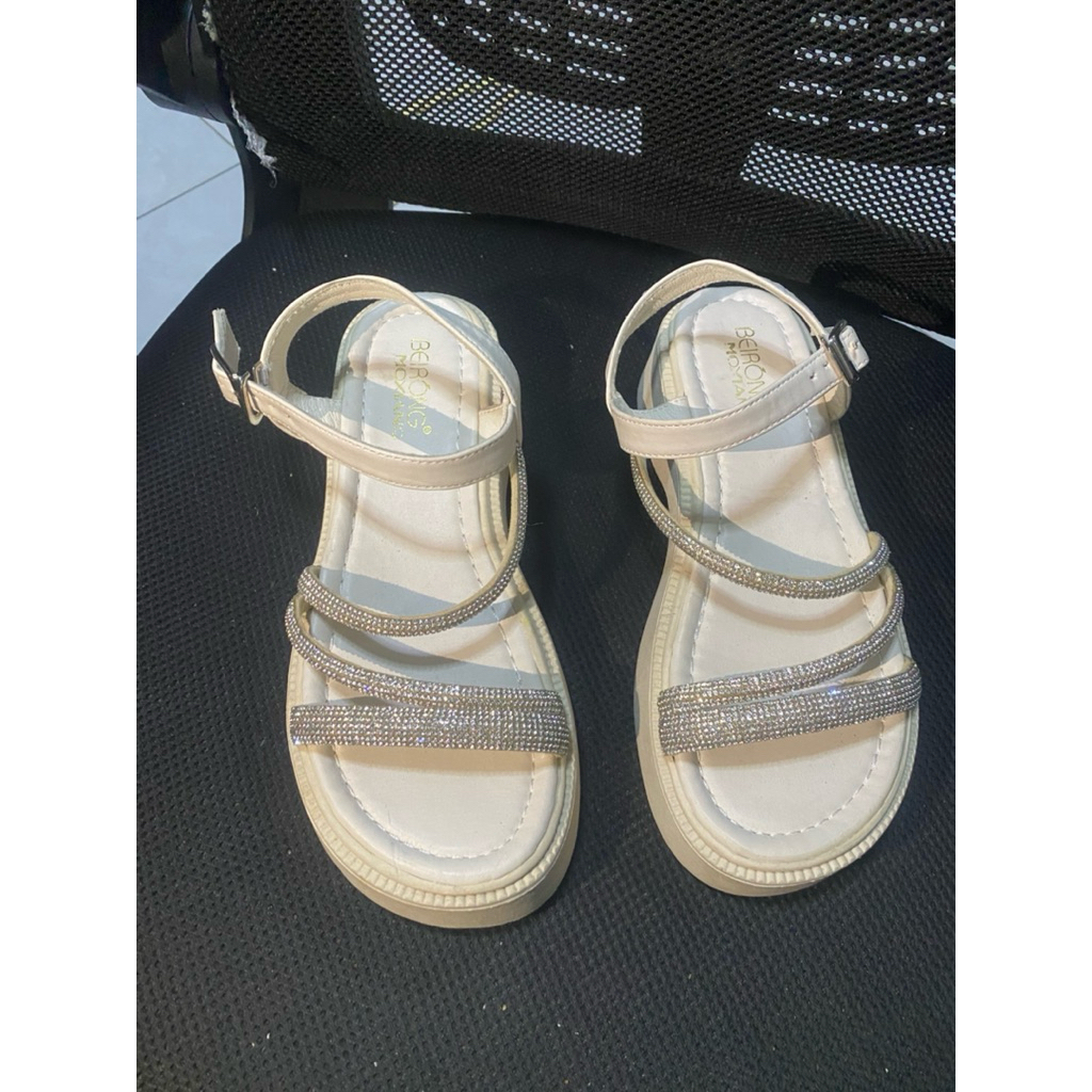 sandal wanita Preloved