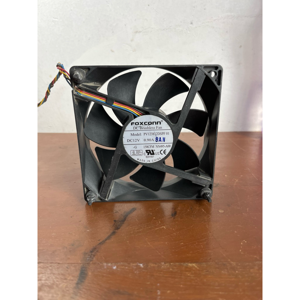 fan dc brushless 12V 0.90A FOXCONN