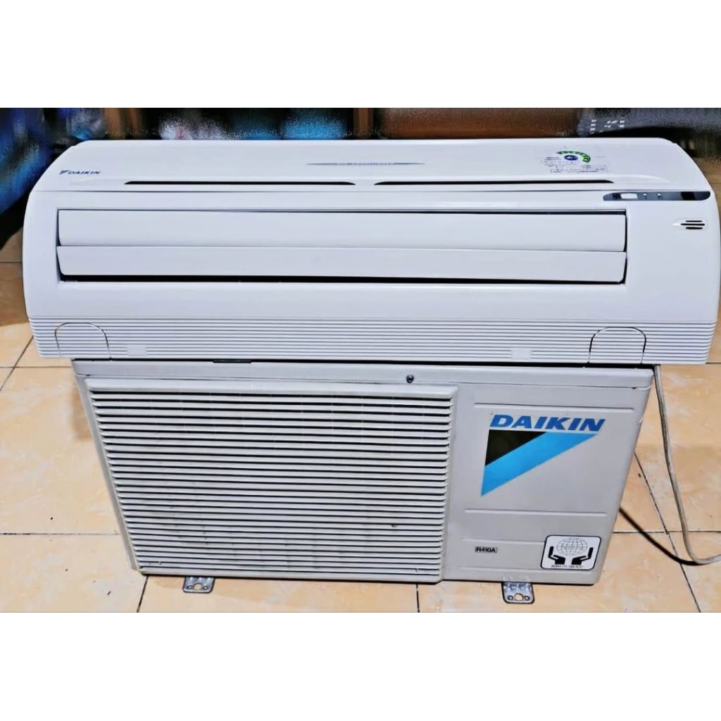 ac split Daikin Thailand 1/2pk full freon
