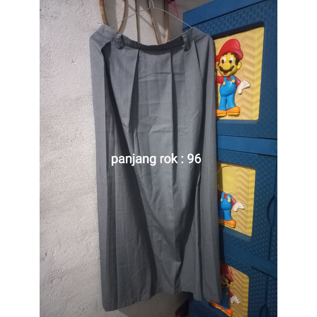 [PRELOVED] rok/pl rok/pl bawahan/pl rok sekolah