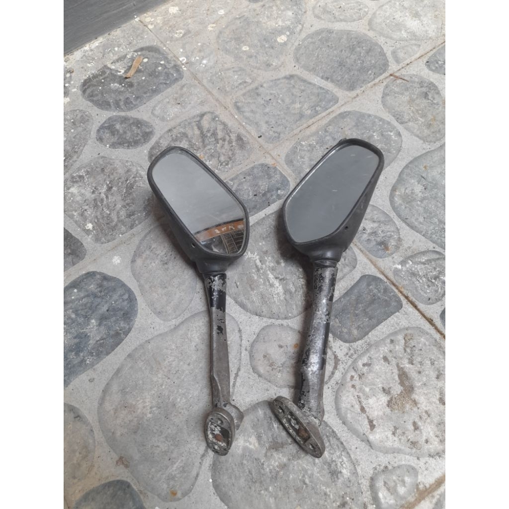 kaca spion Mirror Honda CBR 150R CBU old Thailand lama original