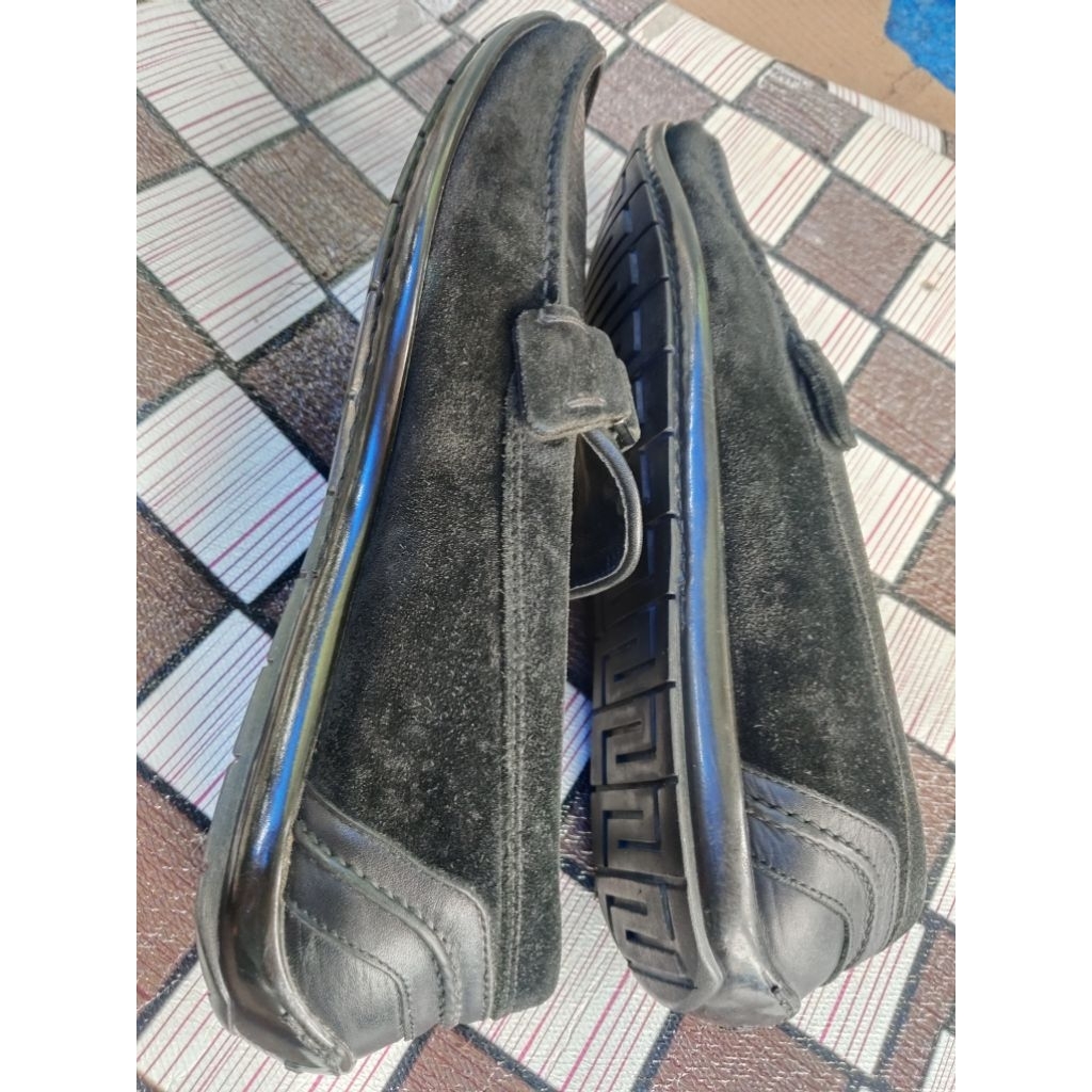 sepatu bekas kulit suede asli