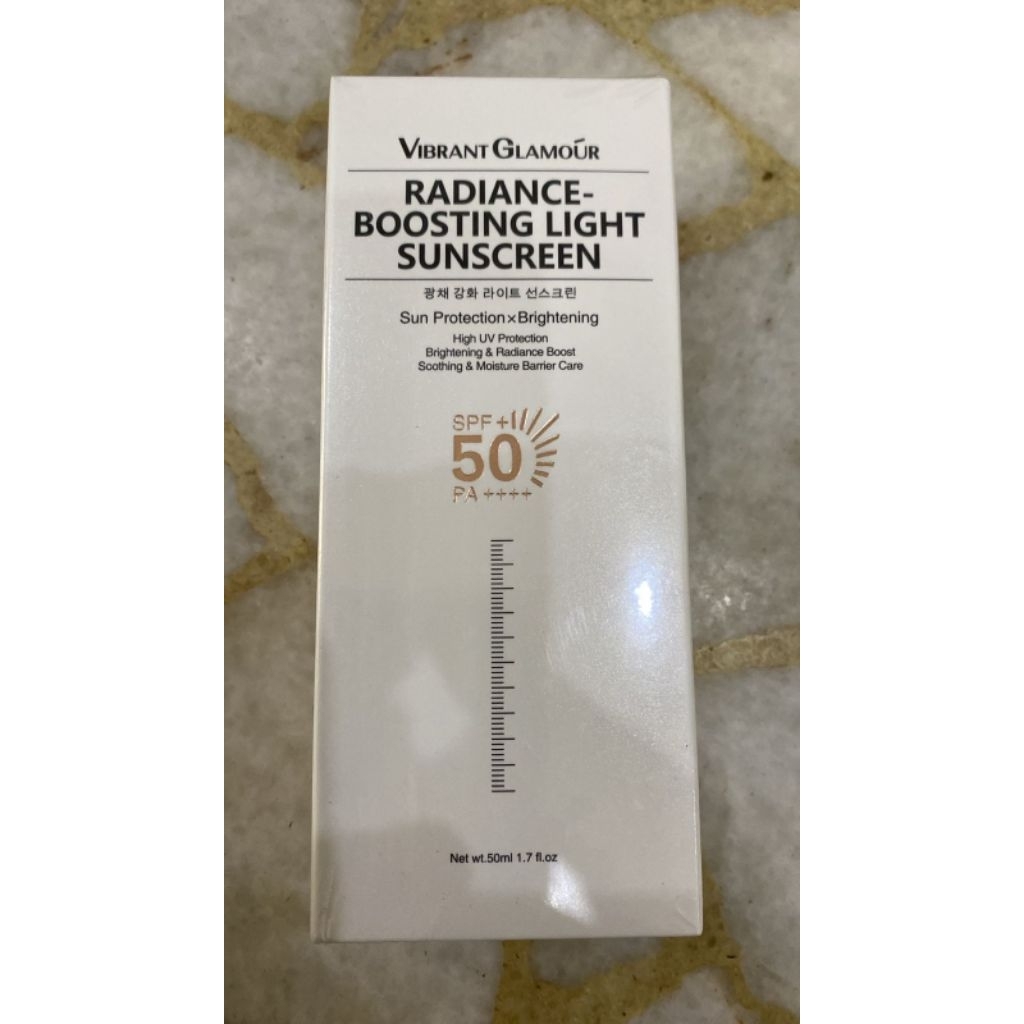 Vibrant Glamour Sunscreen Cream Whitening