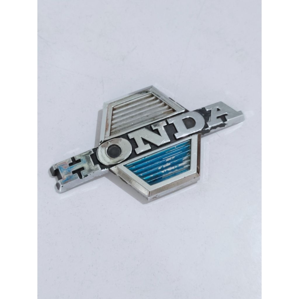 Emblem sayap honda C70 original emblim logo legshied tebeng honda bebek c70 ulung bekjul bektu bebek