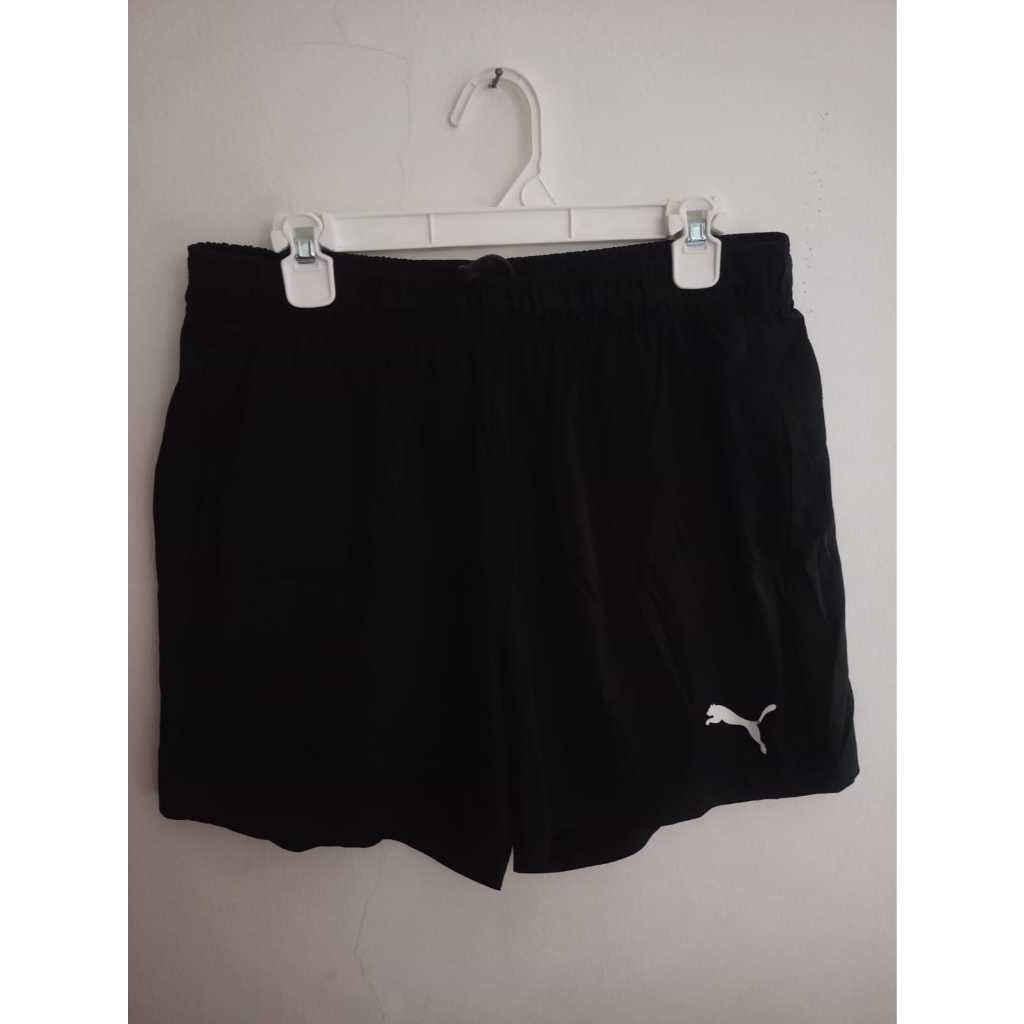 Preloved celana pendek PUMA warna hitam