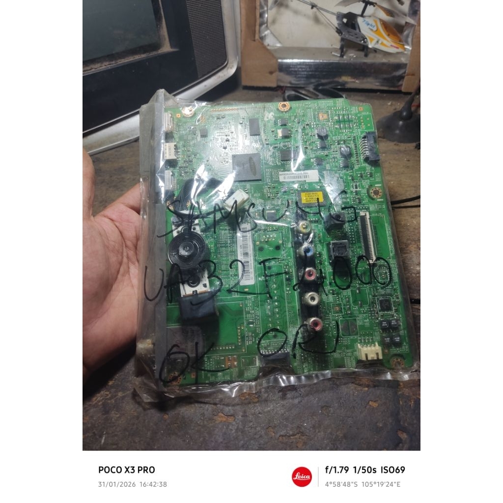 mainboard/motherboard LCD/LED SAMSUNG UA32F4000
