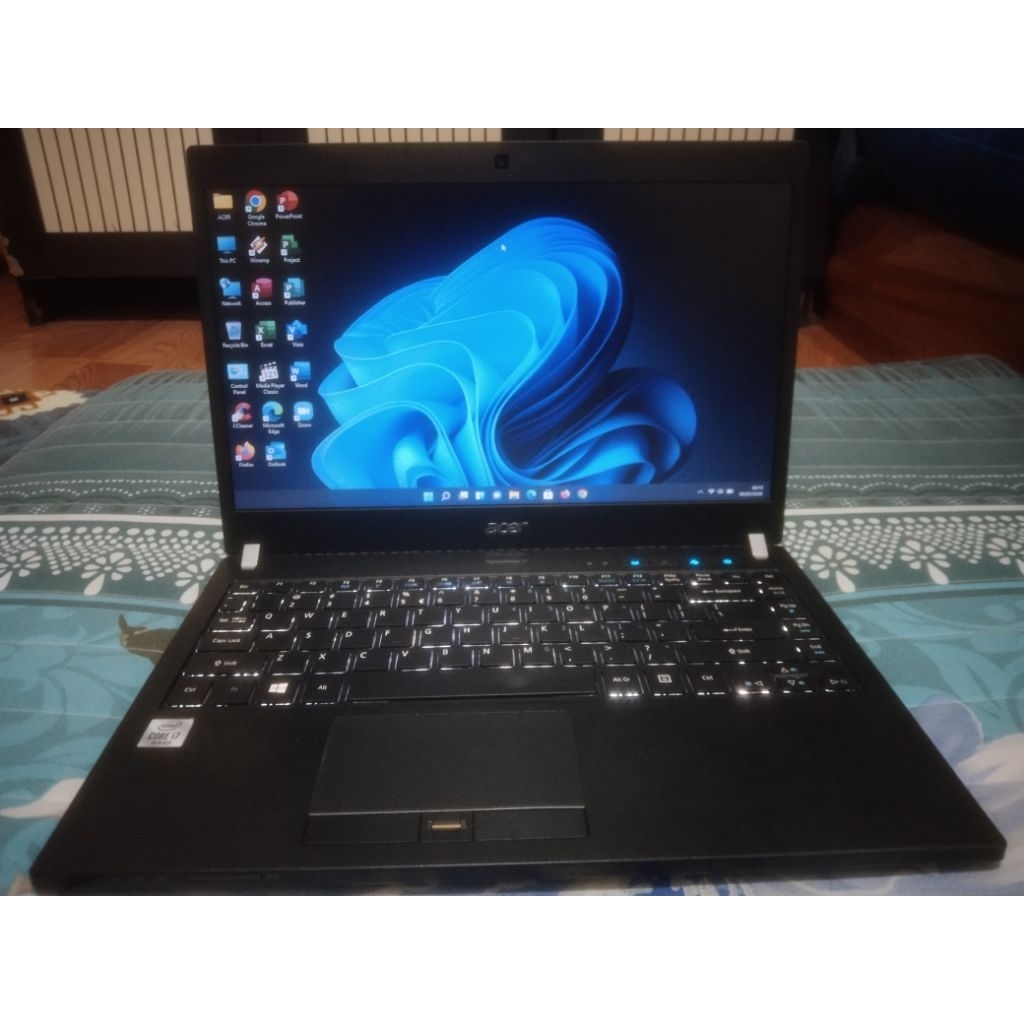 Laptop Core i7 Gen 10 Ram 8 SSD 256 Original