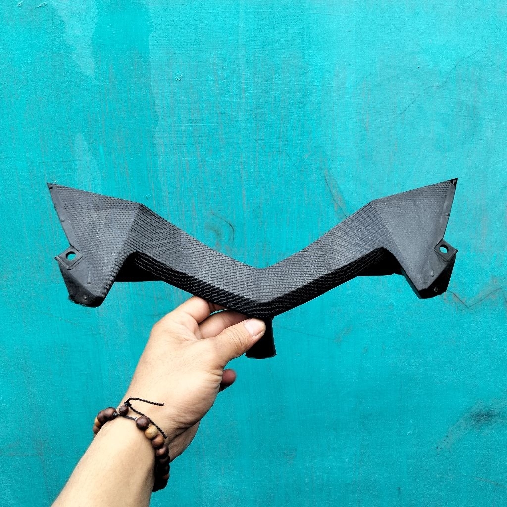 cover dagu lampu depan sambungan sayap depan YAMAHA AEROX 155 OLD original B65