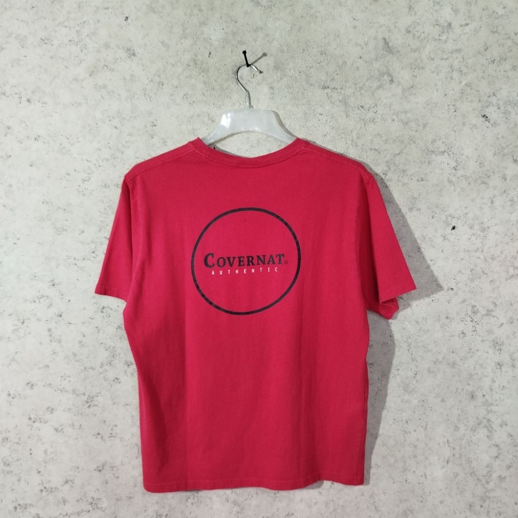 Kaos lengan pendek pria COVERNAT Merah Big Logo Belakang T-shirt oblong harian casual size XL