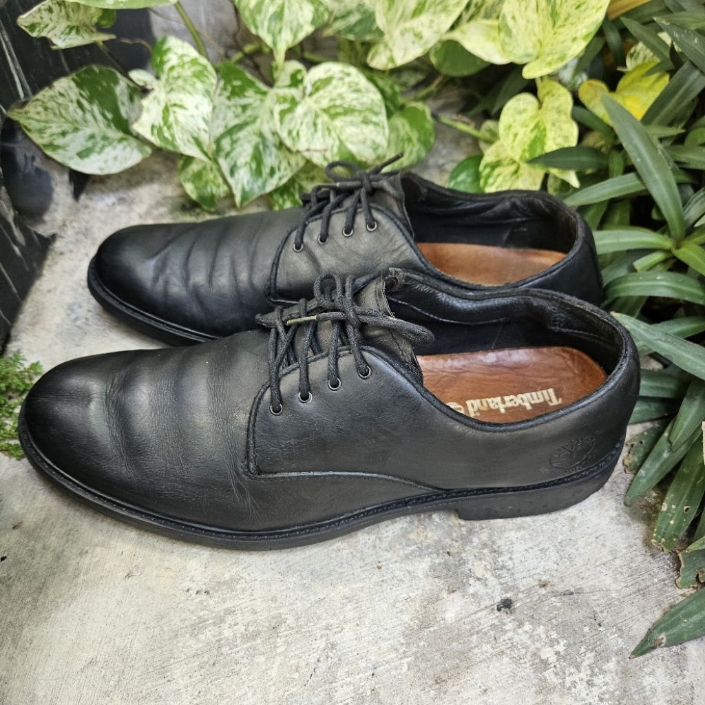 sepatu kulit second timtim size 44(28,5cm)