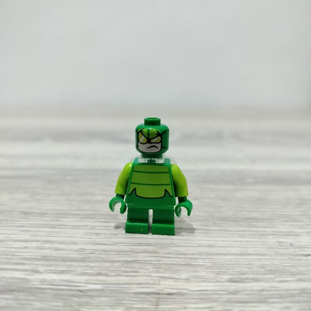 lego minifigure super heroes scorpion