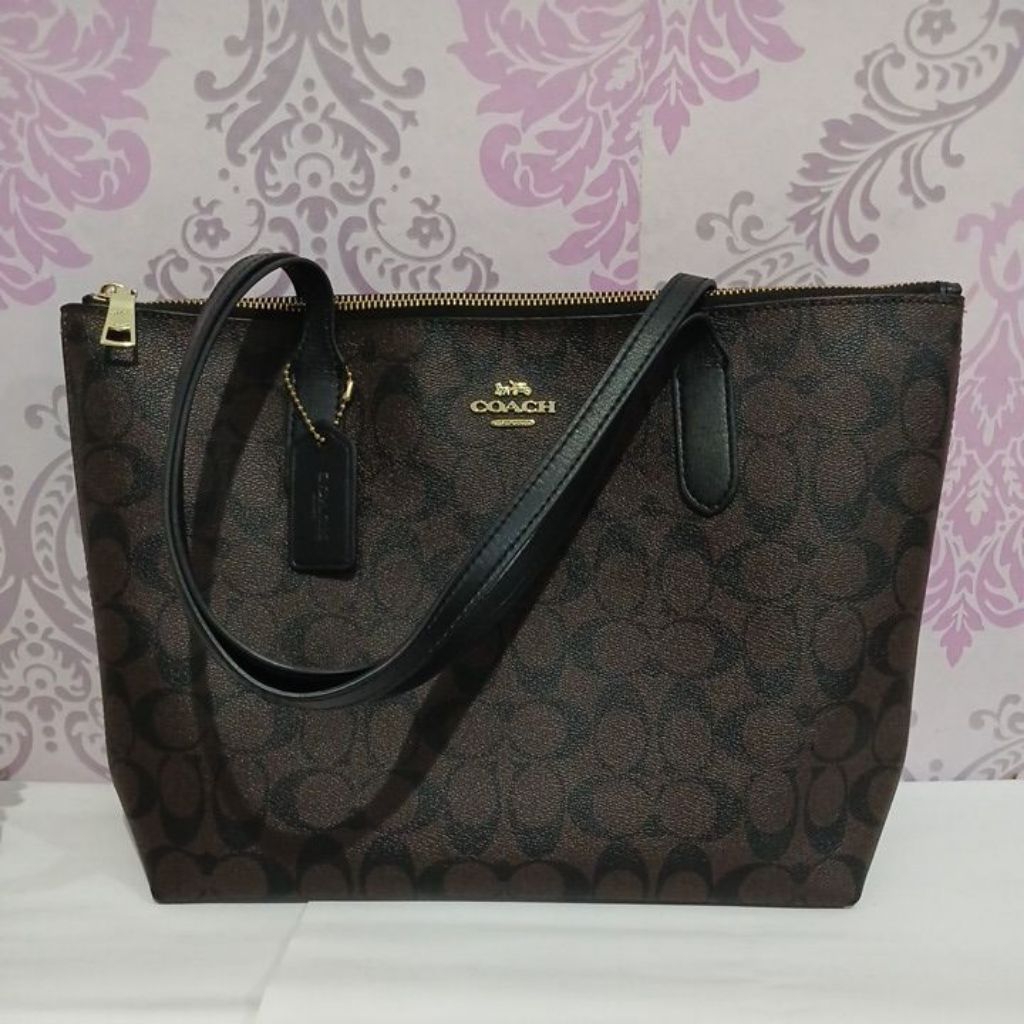 Tas totebag wanita/ PRELOVED COACH TOTEBAG MEDIUM