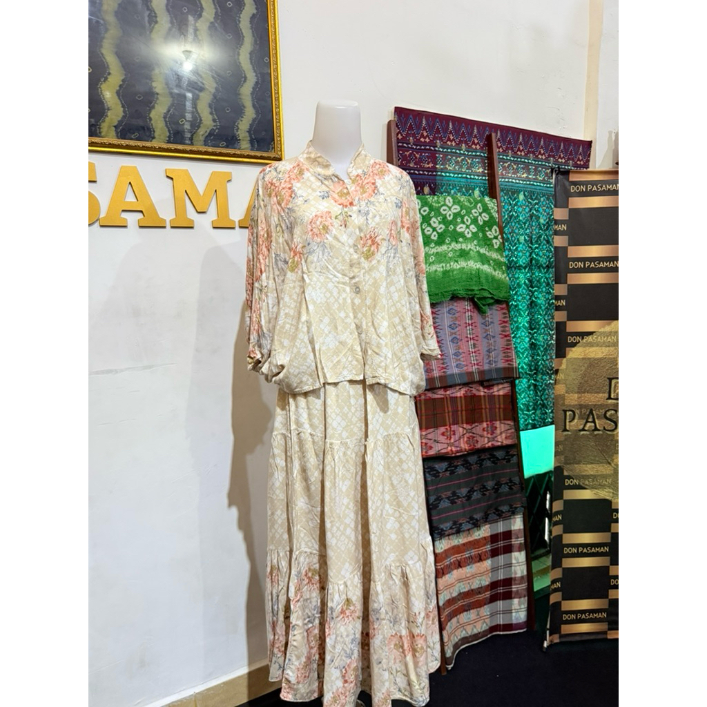 [PRELOVED PRIBADI] YAYUKU BY YAYOE HIJAB ONE SER FLOWER LD 115