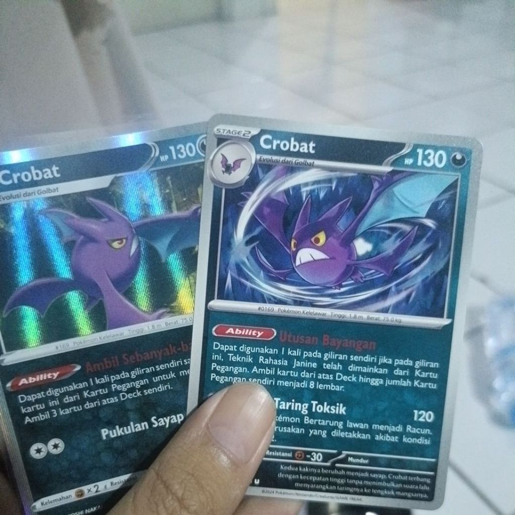 Crobat Sv7sI (089/166) Crobat R S5II (040/070) Kartu pokemon Indonesia