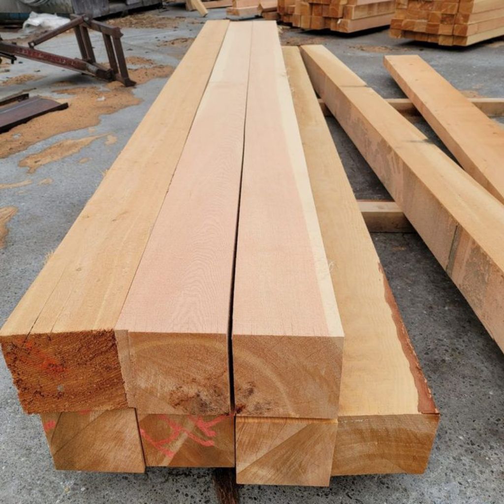 Kayu kaso 2 meter 4x4cm sudah di suerut halus suadh di sugu siap pakai