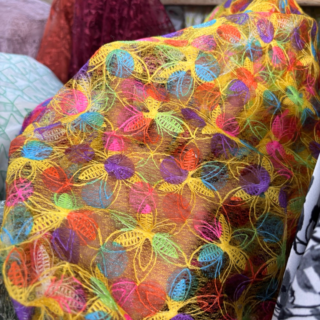 Kain Tile Brukat Bunga Rainbow Yellow - Bahan Lace Premium High Quality - Kain Meteran Lembut Tidak 