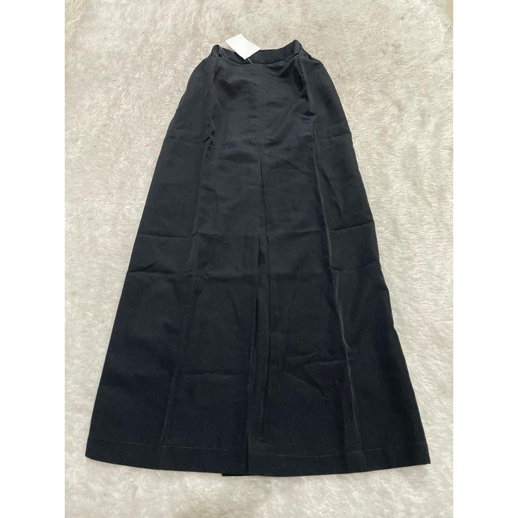 (Obral 2217) Rok span hitam panjang SD bahan licin