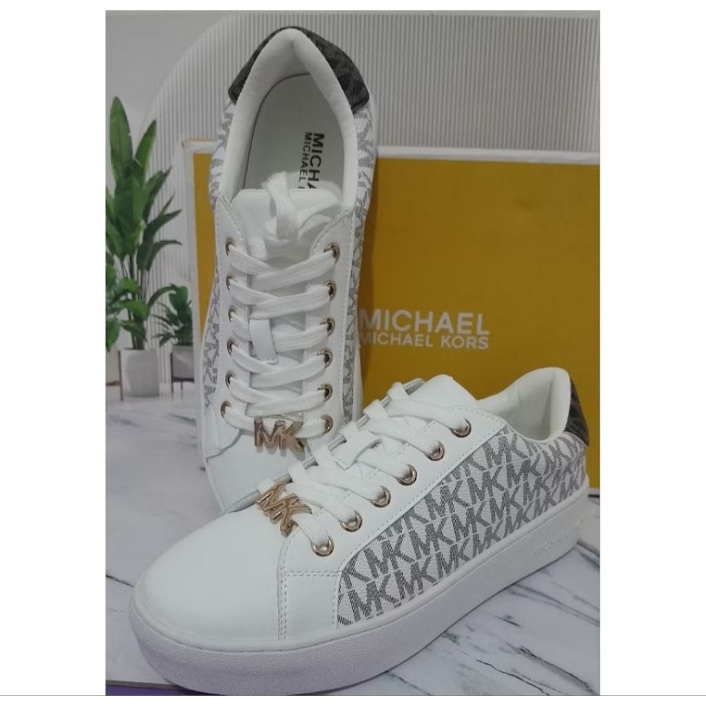 Sepatu Michael Kors