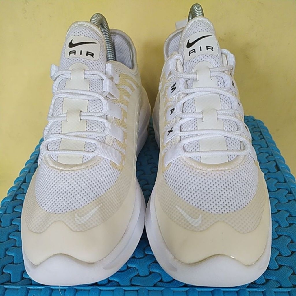Sepatu Second Nike Air Max size 38 Insole 24 cm