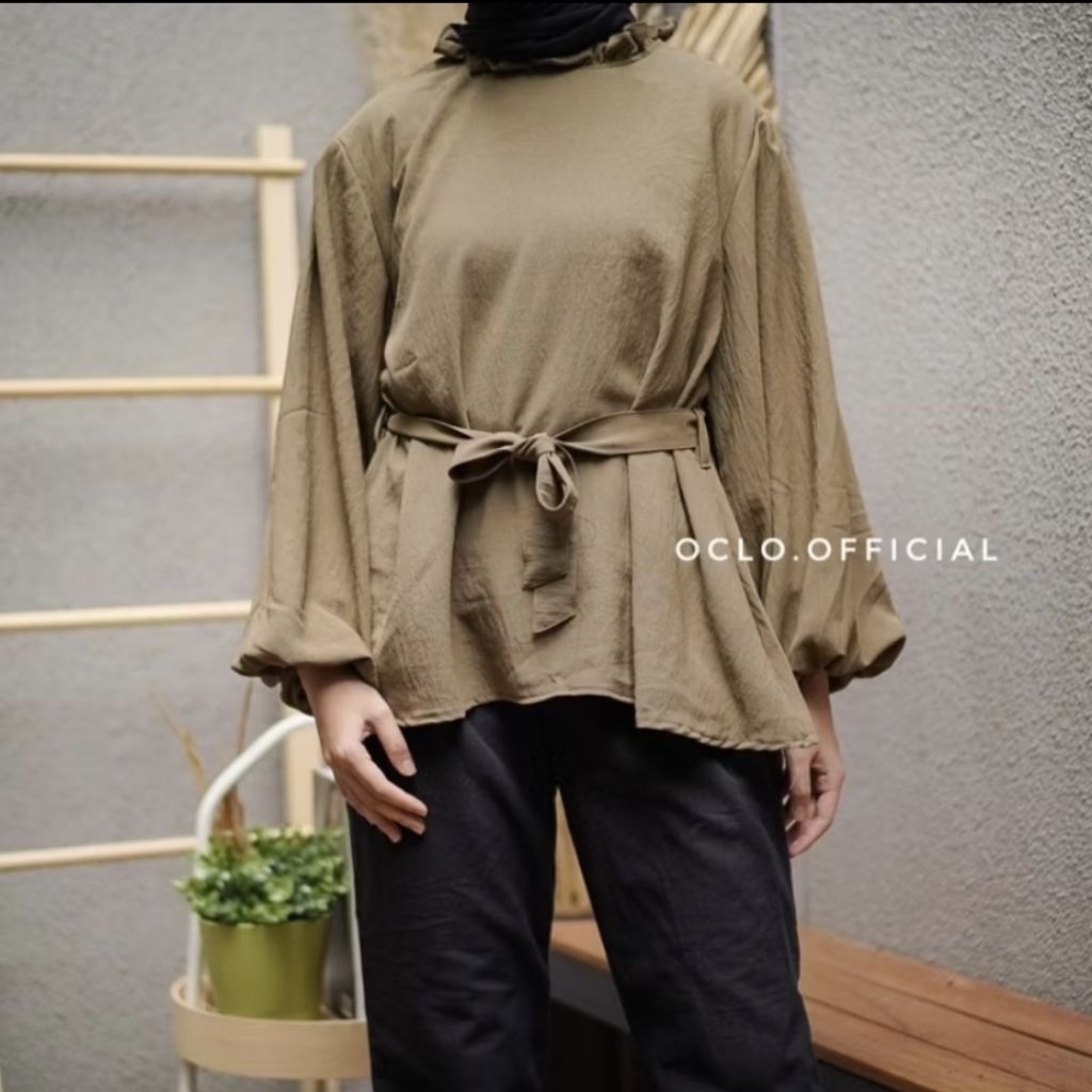 [Preloved] Atasan wanita/blouse by Oclo.official
